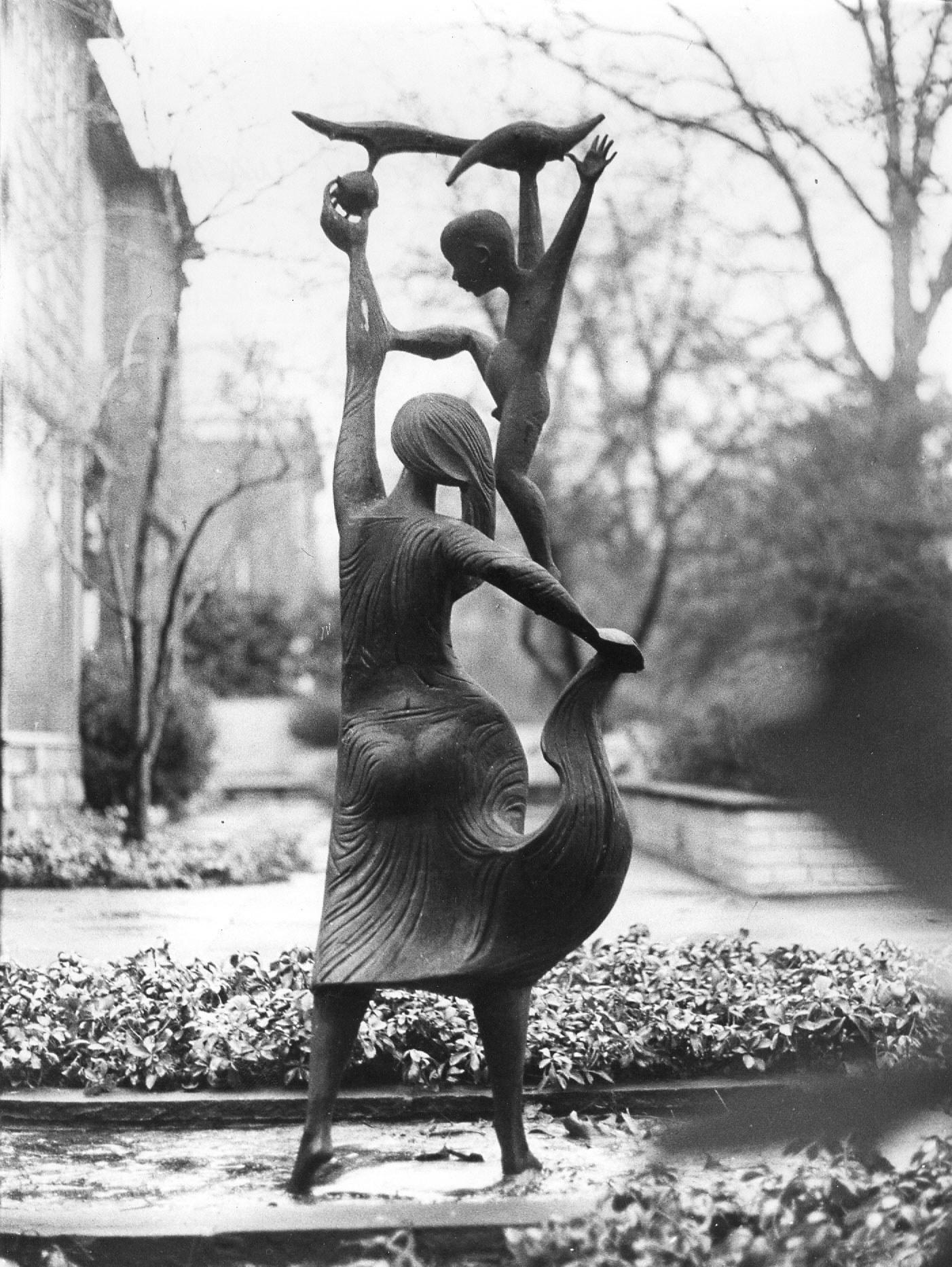 Milton Hebald. Harvest aka Raccolta, Bronze, Ulrich Museum of Art Witchta, KS, 1958